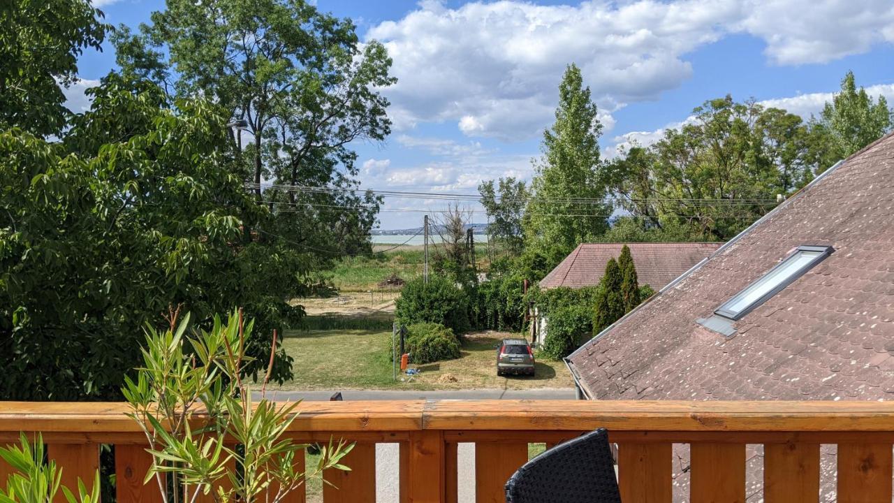 Margareta Etterem Es Vendeghaz Gasthaus Balatonberény Exterior foto